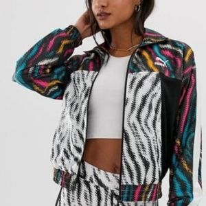 PUMA Wild Zebra Print Cropped Windbreaker Size L